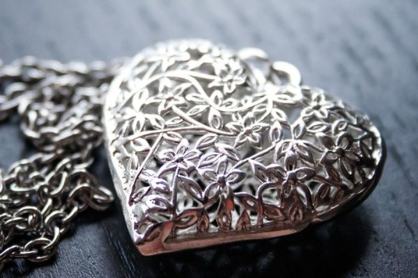 Drachenfrau-Blog-Silber-Aura2